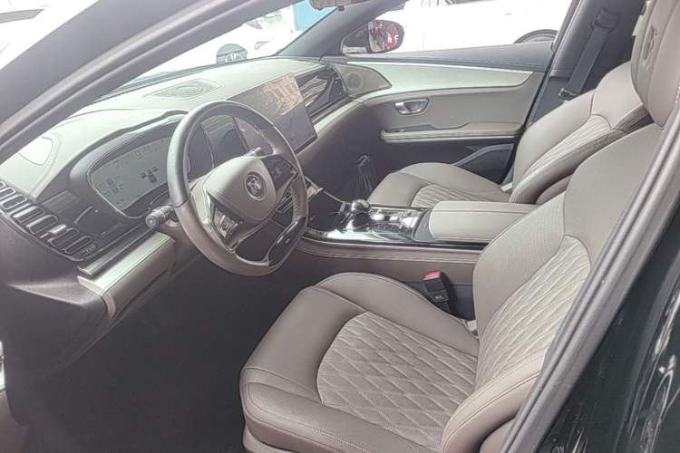 Used BYD Han 2025 DM-i 125KM Prestige Model Left Front Seat