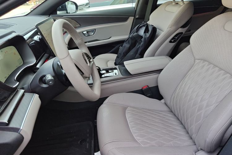 Used BYD Han 2025 DM-i Intelligent Driving Edition 125KM LiDAR Flagship Model Left Front Seat