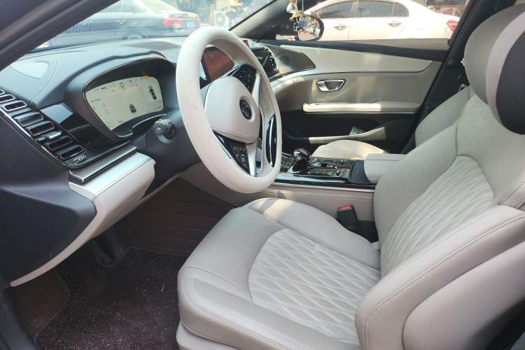 Used BYD Han 2025 DM-i Smart Drive 125KM Prestige Model Left Front Seat
