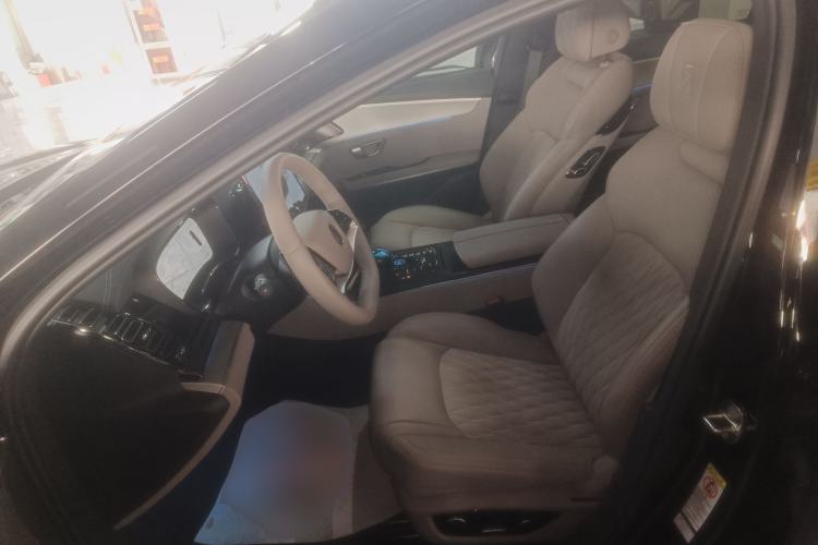 Used BYD Han 2025 DM-i Smart Drive 125KM Elite Model Left Front Seat