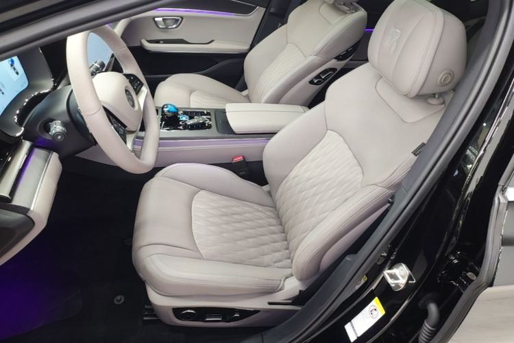 Used BYD Han 2025 DM-i Intelligent Driving Edition 125KM LiDAR Flagship Model Left Front Seat