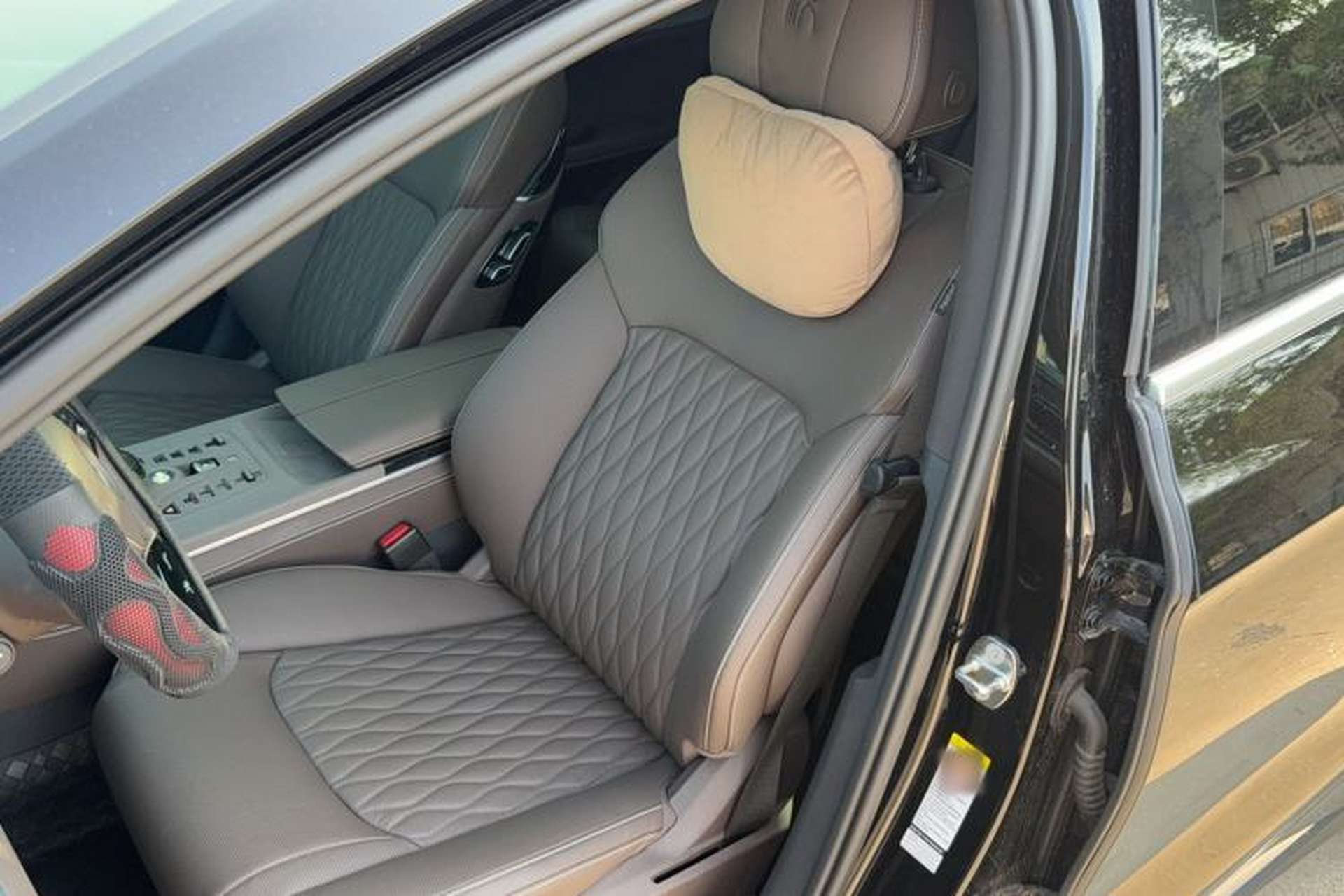 Used BYD Han 2025 DM-i 125KM Elite Model Left Front Seat