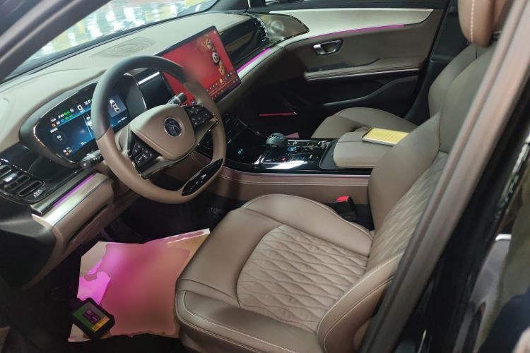 Used BYD Han 2025 DM-i 125KM Elite Model Left Front Seat