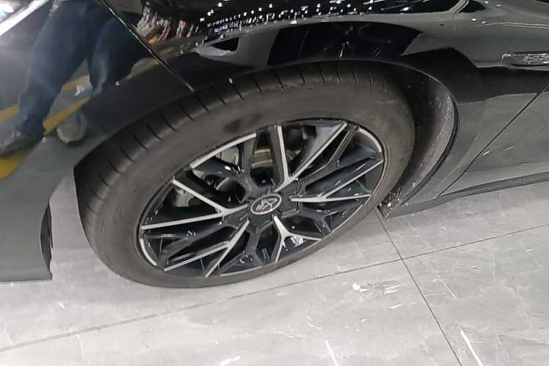 Used BYD Han 2025 DM-i 125KM Prestige Model Left Front Wheel Hub