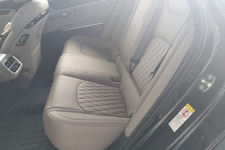 Used BYD Han 2025 EV Intelligent Driving Edition 701KM LiDAR Deluxe Model Left Rear Seat