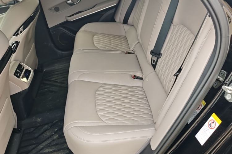 Used BYD Han 2025 DM-i Intelligent Driving Edition 125KM LiDAR Flagship Model Left Rear Seat