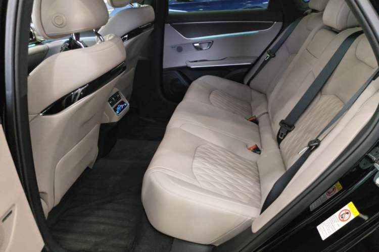 Used BYD Han 2025 DM-i Intelligent Driving Edition 125KM LiDAR Flagship Model Left Rear Seat