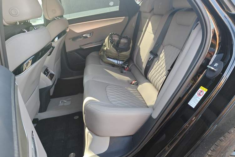 Used BYD Han 2025 DM-i 125KM Elite Model Left Rear Seat