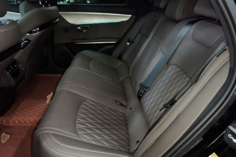 Used BYD Han 2025 DM-i Smart Drive 125KM Prestige Model Left Rear Seat