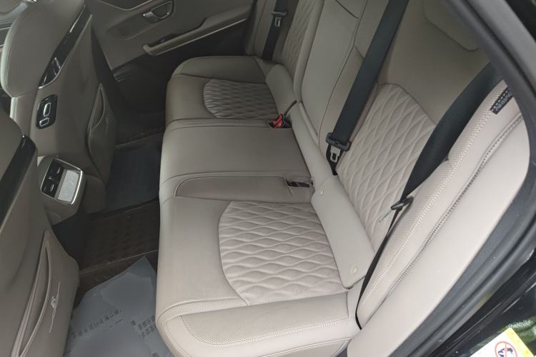 Used BYD Han 2025 EV Intelligent Driving Edition 701KM LiDAR Flagship Model Left Rear Seat