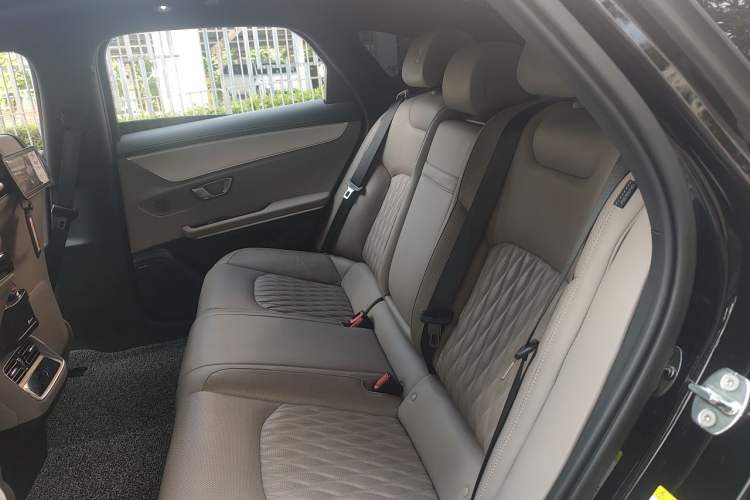 Used BYD Han 2025 EV 701KM Deluxe Edition Left Rear Seat