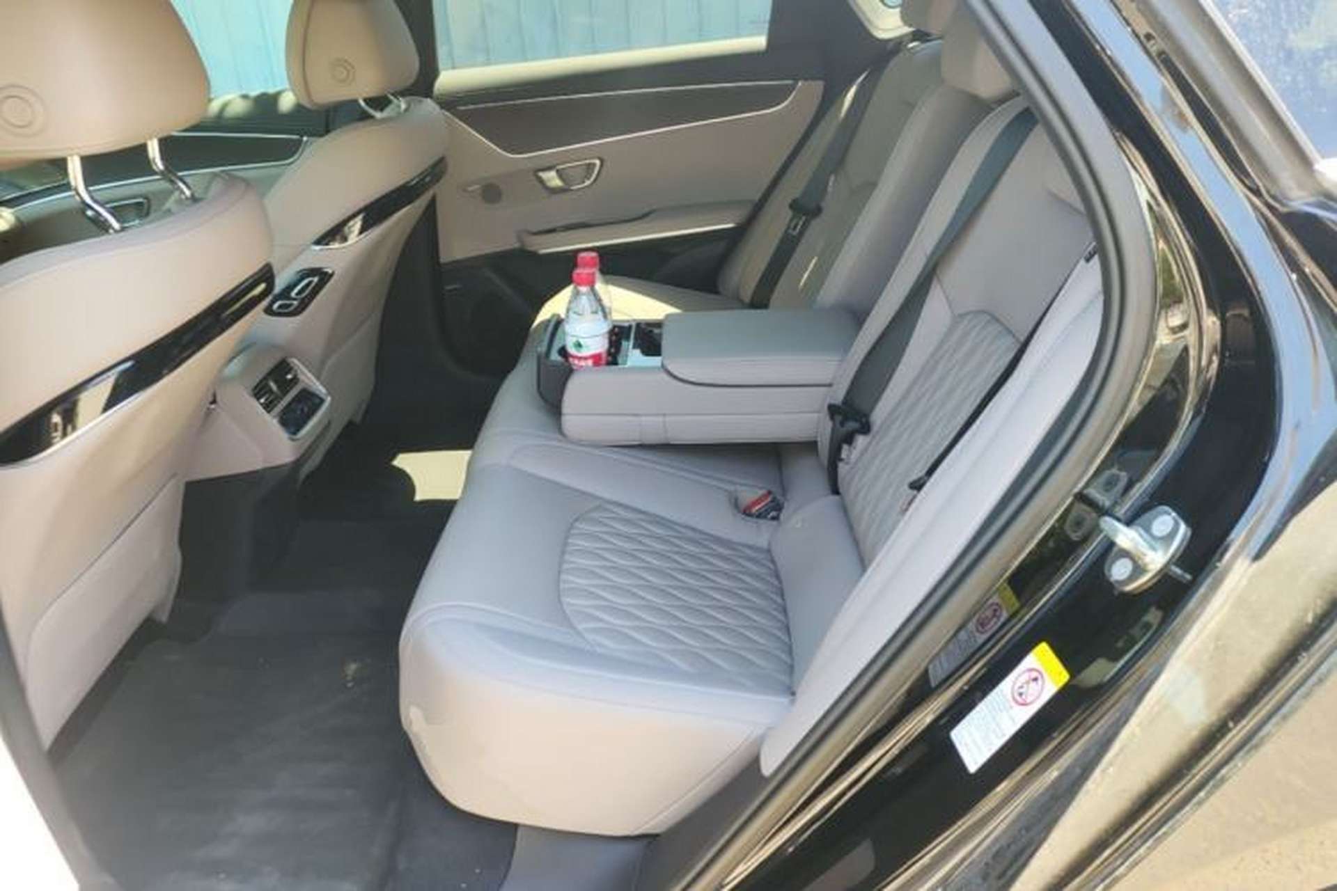 Used BYD Han 2025 DM-i Intelligent Driving Edition 125KM LiDAR Flagship Model Left Rear Seat