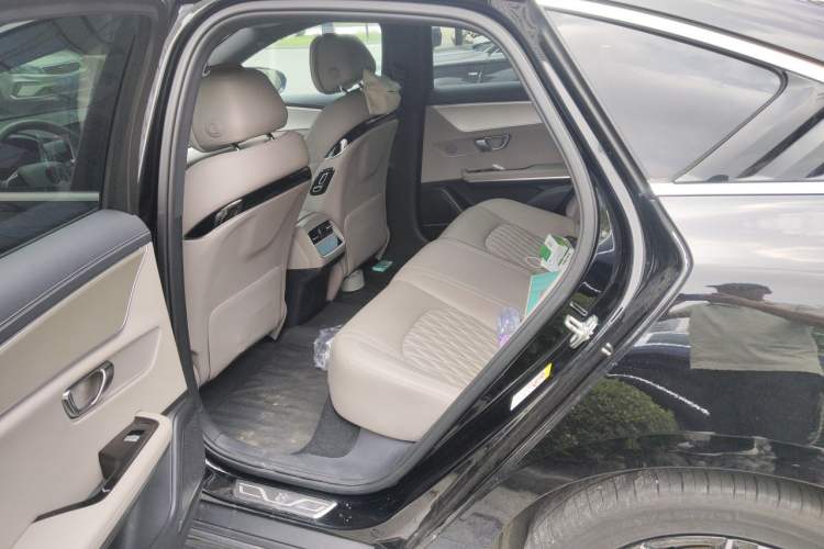 Used BYD Han 2025 EV 506KM Prestige Edition Left Rear Seat