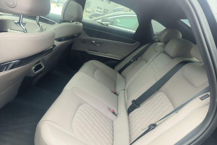 Used BYD Han 2025 DM-i Intelligent Driving Edition 125KM LiDAR Flagship Model Left Rear Seat
