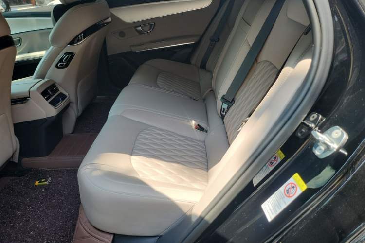Used BYD Han 2025 DM-i Smart Drive 125KM Prestige Model Left Rear Seat
