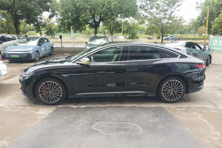 Used BYD Han 2025 EV with 701 km of Laser Radar-Enabled Intelligent Driving Left Side