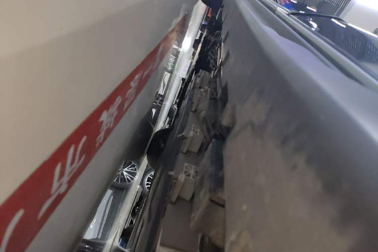 Used BYD Han 2025 DM-i 125KM Elite Model Left Side Sill