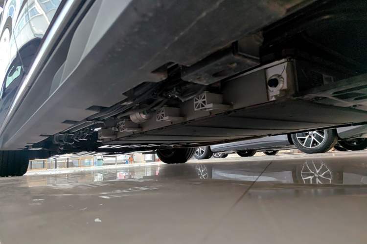Used BYD Han 2025 DM-i 125KM LiDAR-Powered Intelligent Driving Model Left Side Sill