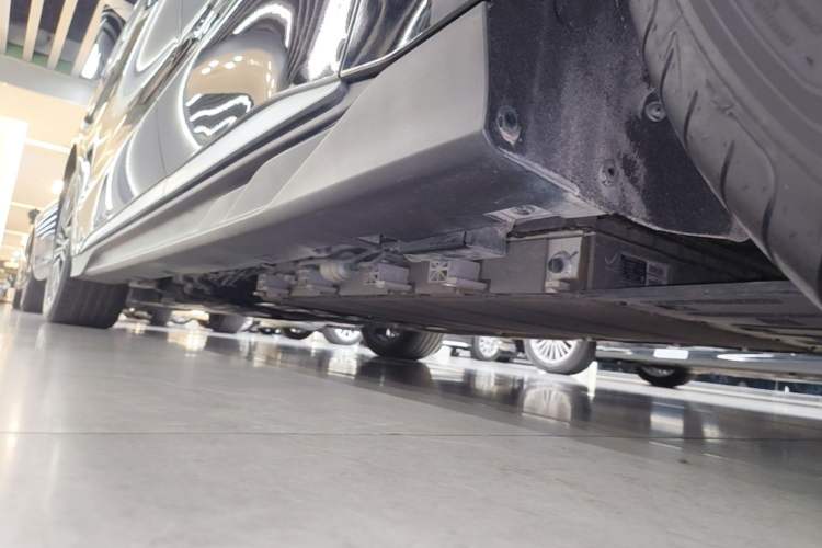 Used BYD Han 2025 DM-i Intelligent Driving Edition 125KM LiDAR Flagship Model Left Side Sill