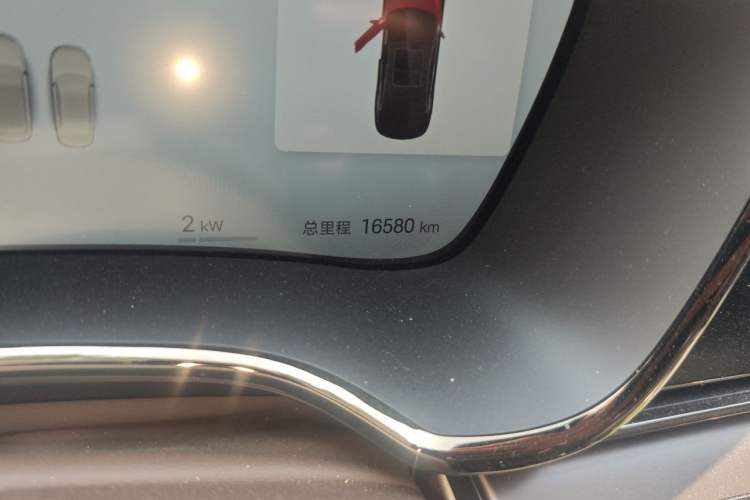 Used BYD Han 2025 DM-i 125KM Comfort Model Odometer Close Up