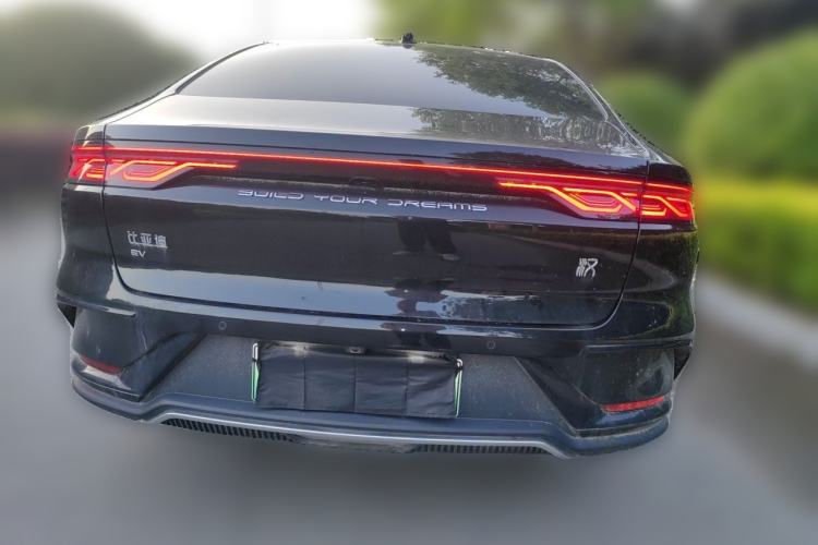 Used BYD Han 2025 EV with 701 km of Laser Radar-Enabled Intelligent Driving Rear