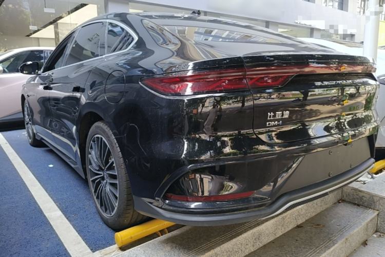 Used BYD Han 2025 DM-i 125KM LiDAR-Powered Intelligent Driving Model Rear Left 45 Deg