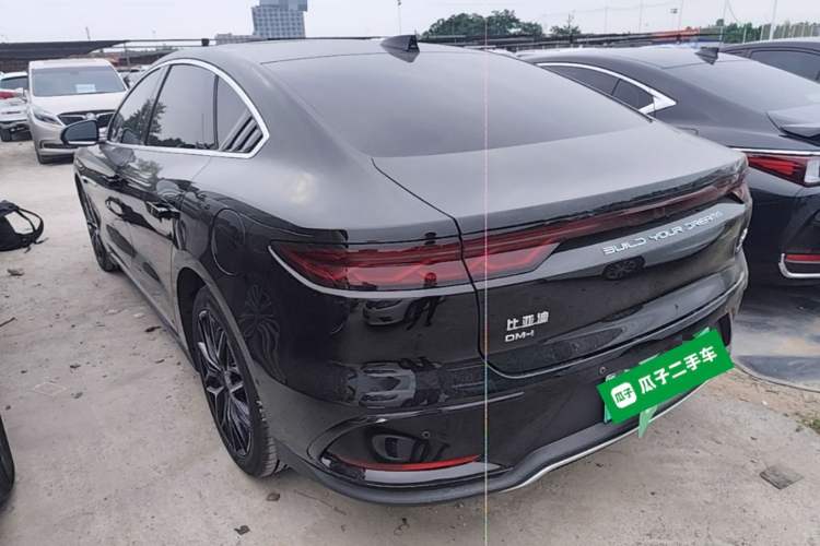 Used BYD Han 2025 DM-i Smart Drive 125KM Prestige Model Rear Left 45 Deg