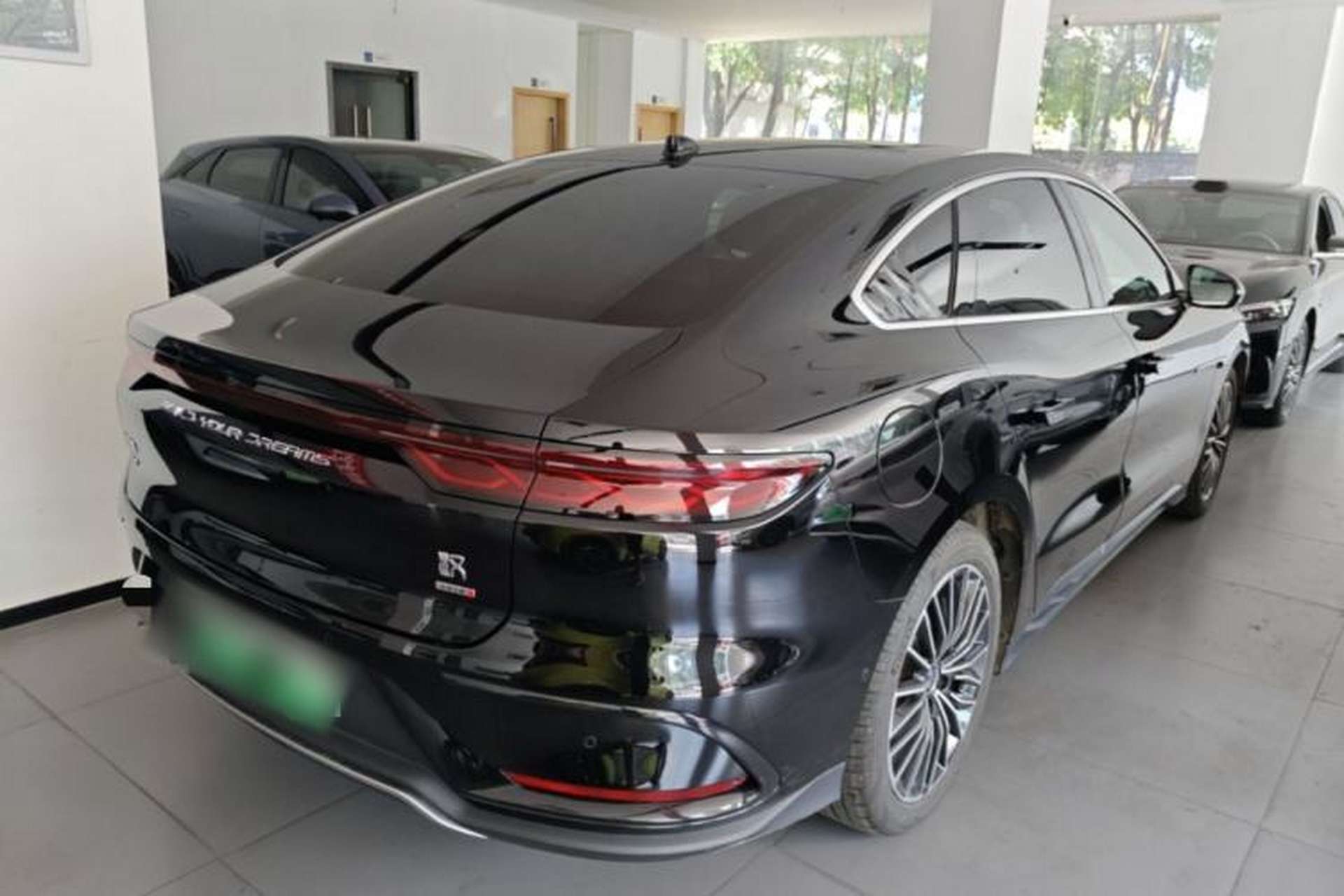 Used BYD Han 2025 DM-i Intelligent Driving Edition 125KM LiDAR Flagship Model Rear Right 45 Deg
