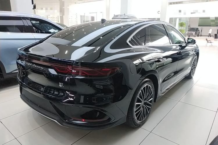Used BYD Han 2025 EV with 701 km of Laser Radar-Enabled Intelligent Driving Rear Right 45 Deg