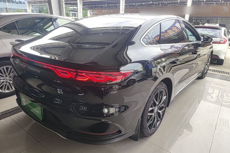 Used BYD Han 2025 DM-i 125KM Prestige Model Rear Right 45 Deg