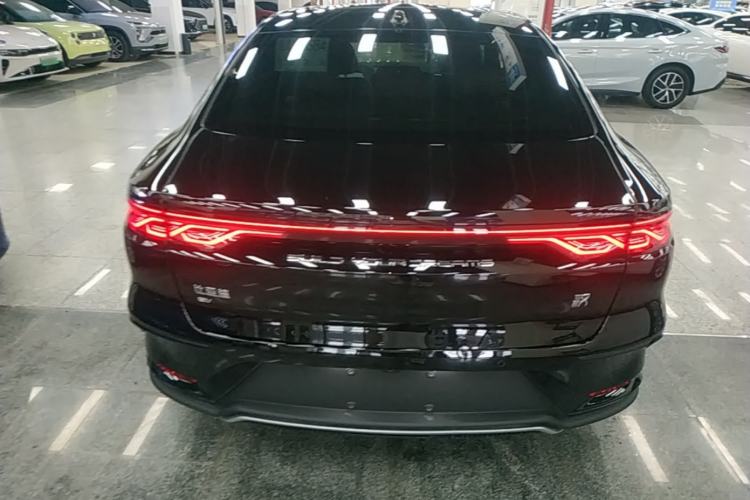Used BYD Han 2025 EV with 701 km of Laser Radar-Enabled Intelligent Driving Rear
