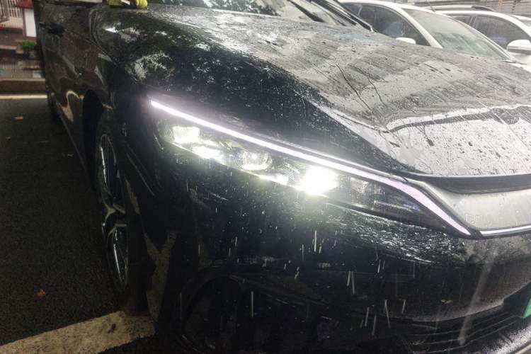 Used BYD Han 2025 EV Intelligent Driving Edition 605KM Prestige Model Right Front Headlight