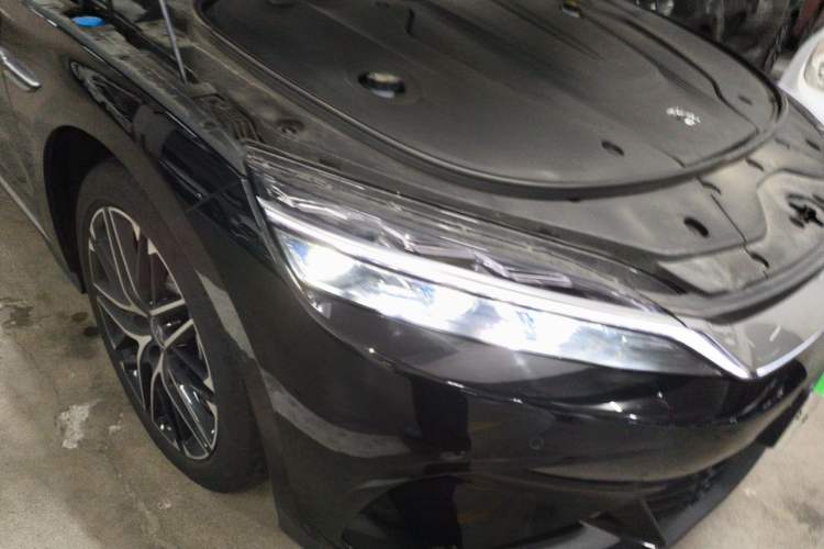 Used BYD Han 2025 EV Intelligent Driving Edition 605KM Prestige Model Right Front Headlight