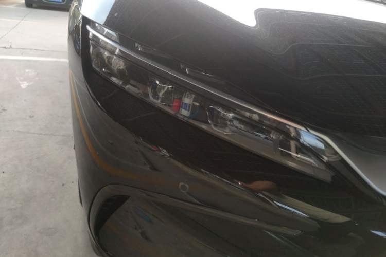 Used BYD Han 2025 DM-i 125KM Elite Model Right Front Headlight