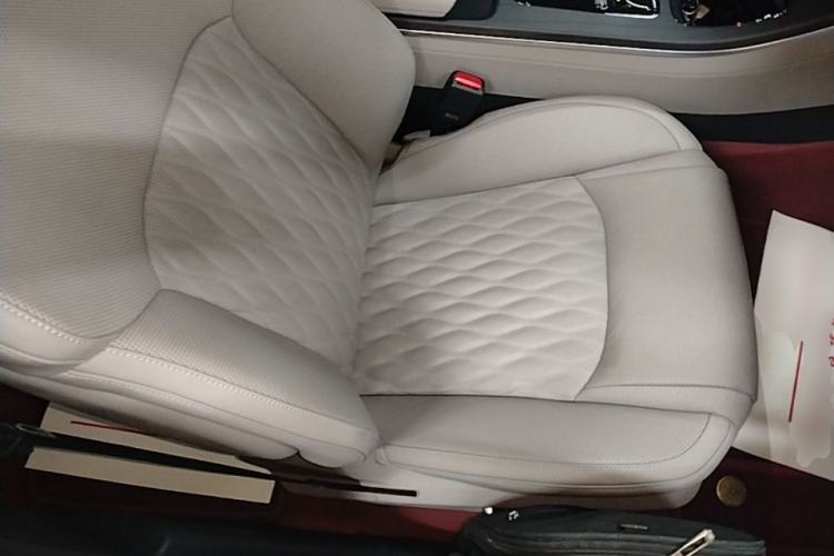 Used BYD Han 2025 DM-i Intelligent Driving Edition 125KM LiDAR Flagship Model Right Front Seat