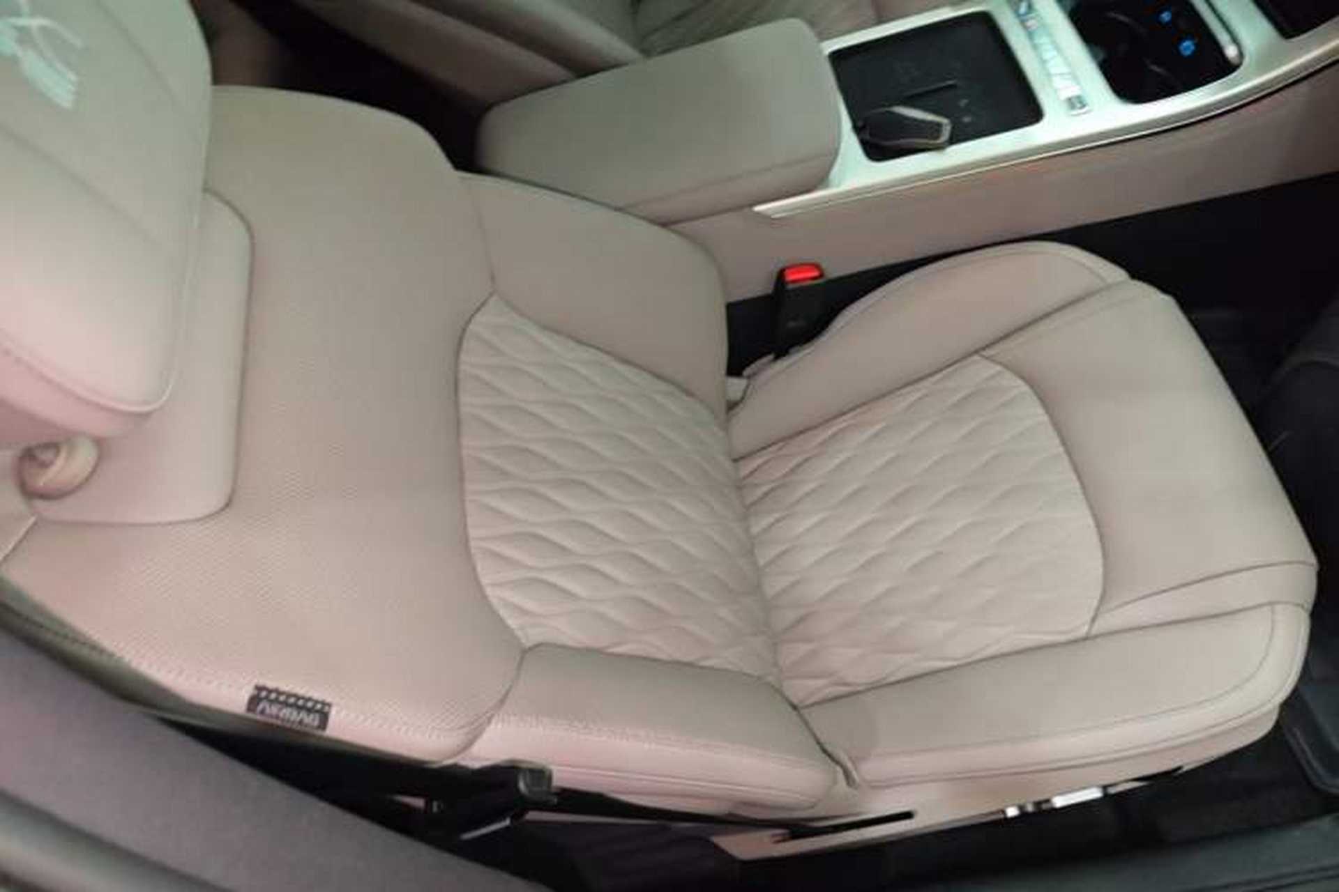 Used BYD Han 2025 DM-i Intelligent Driving Edition 245KM Prestigious Edition Right Front Seat