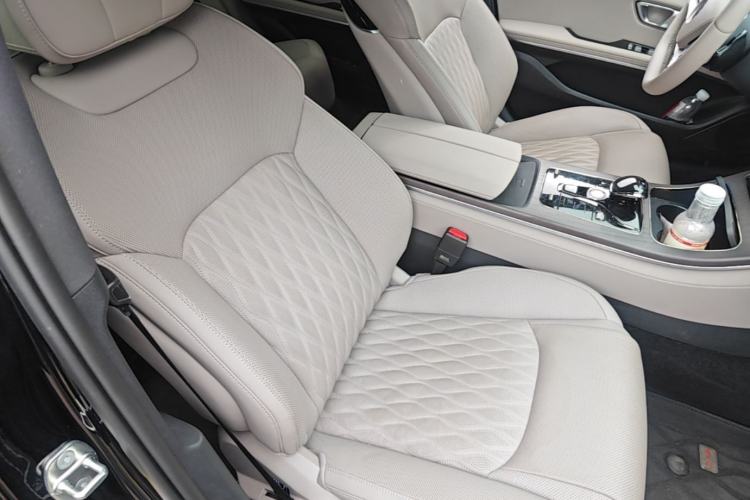 Used BYD Han 2025 DM-i Intelligent Driving Edition 125KM LiDAR Flagship Model Right Front Seat