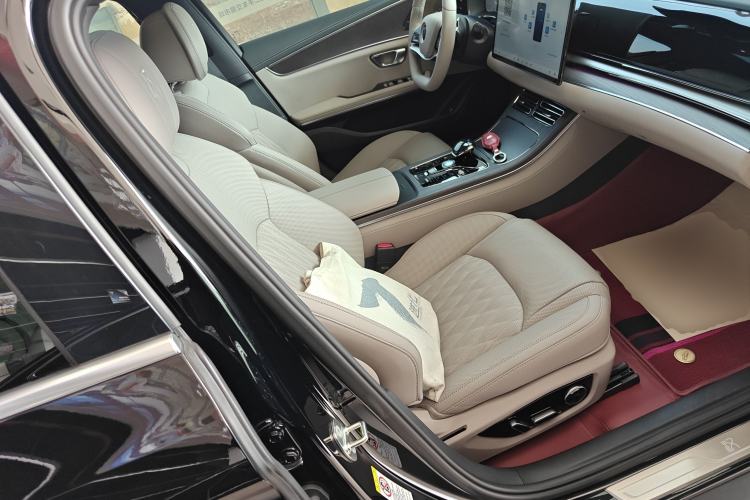 Used BYD Han 2025 DM-i Intelligent Driving Edition 125KM LiDAR Flagship Model Right Front Seat
