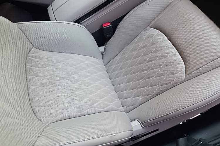 Used BYD Han 2025 DM-i 125KM Prestige Model Right Front Seat