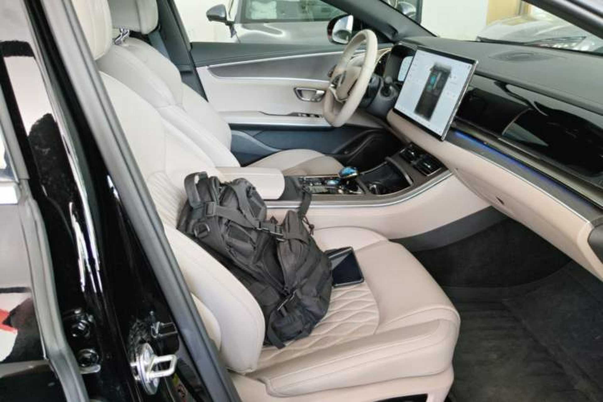 Used BYD Han 2025 DM-i Intelligent Driving Edition 125KM LiDAR Flagship Model Right Front Seat
