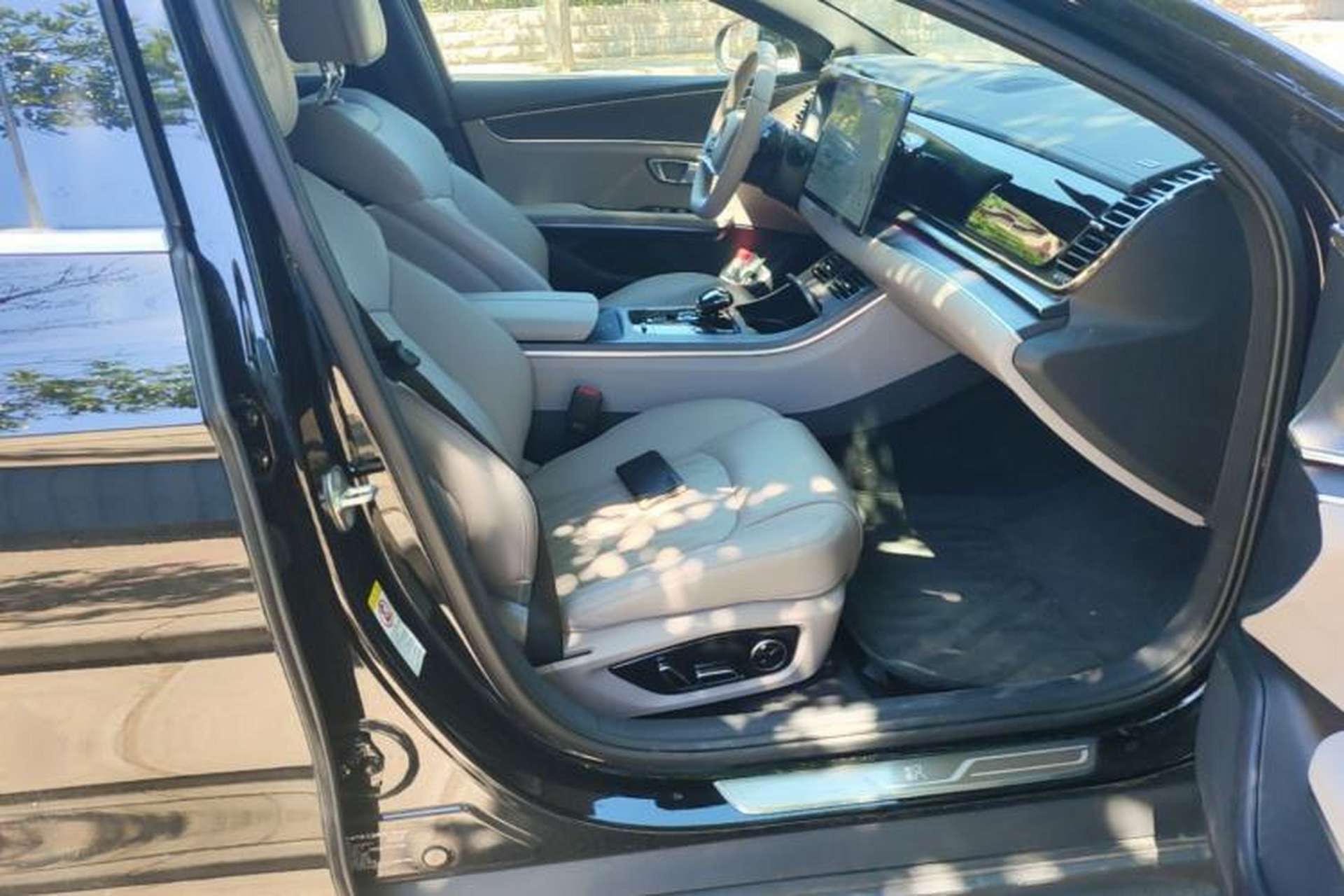 Used BYD Han 2025 DM-i Intelligent Driving Edition 125KM LiDAR Flagship Model Right Front Seat