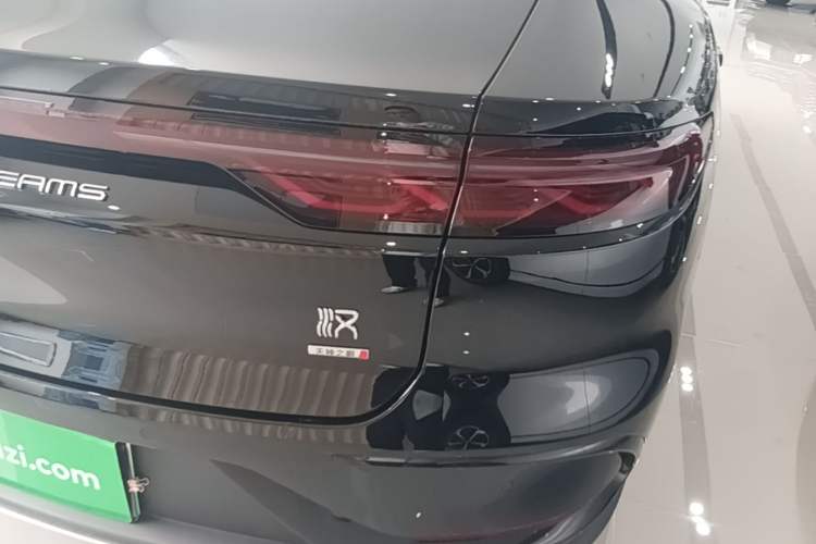 Used BYD Han 2025 DM-i 125KM LiDAR-Powered Intelligent Driving Model Right Rear Taillight