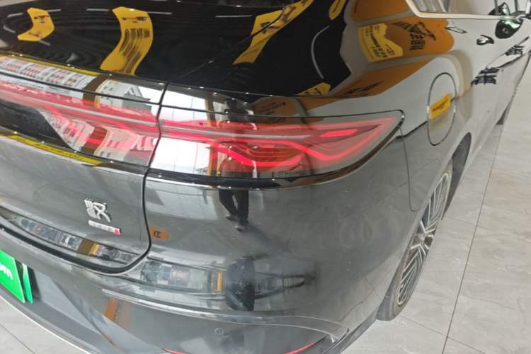 Used BYD Han 2025 DM-i Intelligent Driving Edition 125KM LiDAR Flagship Model Right Rear Taillight