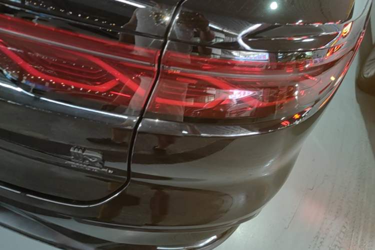 Used BYD Han 2025 DM-i Smart Drive 125KM Elite Model Right Rear Taillight