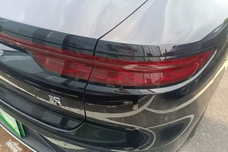 Used BYD Han 2025 EV Intelligent Driving Edition 701KM LiDAR Deluxe Model Right Rear Taillight