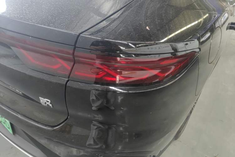 Used BYD Han 2025 DM-i Intelligent Driving Edition 125KM LiDAR Flagship Model Right Rear Taillight