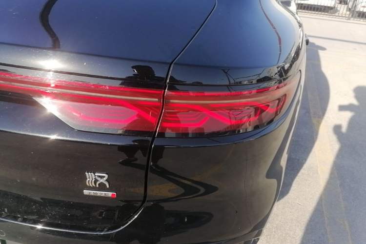 Used BYD Han 2025 DM-i Intelligent Driving Edition 125KM LiDAR Flagship Model Right Rear Taillight
