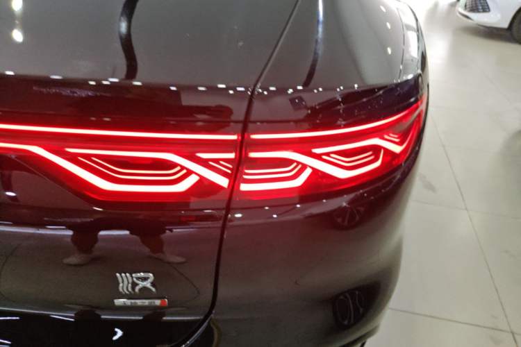 Used BYD Han 2025 DM-i Intelligent Driving Edition 125KM LiDAR Flagship Model Right Rear Taillight