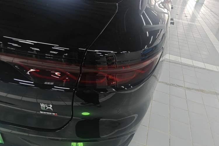 Used BYD Han 2025 DM-i Intelligent Driving Edition 125KM LiDAR Flagship Model Right Rear Taillight