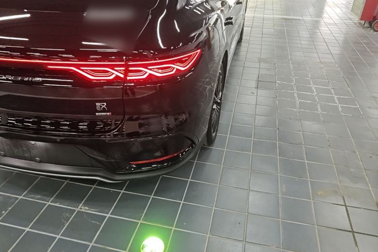 Used BYD Han 2025 DM-i Intelligent Driving Edition 125KM LiDAR Flagship Model Right Rear Taillight